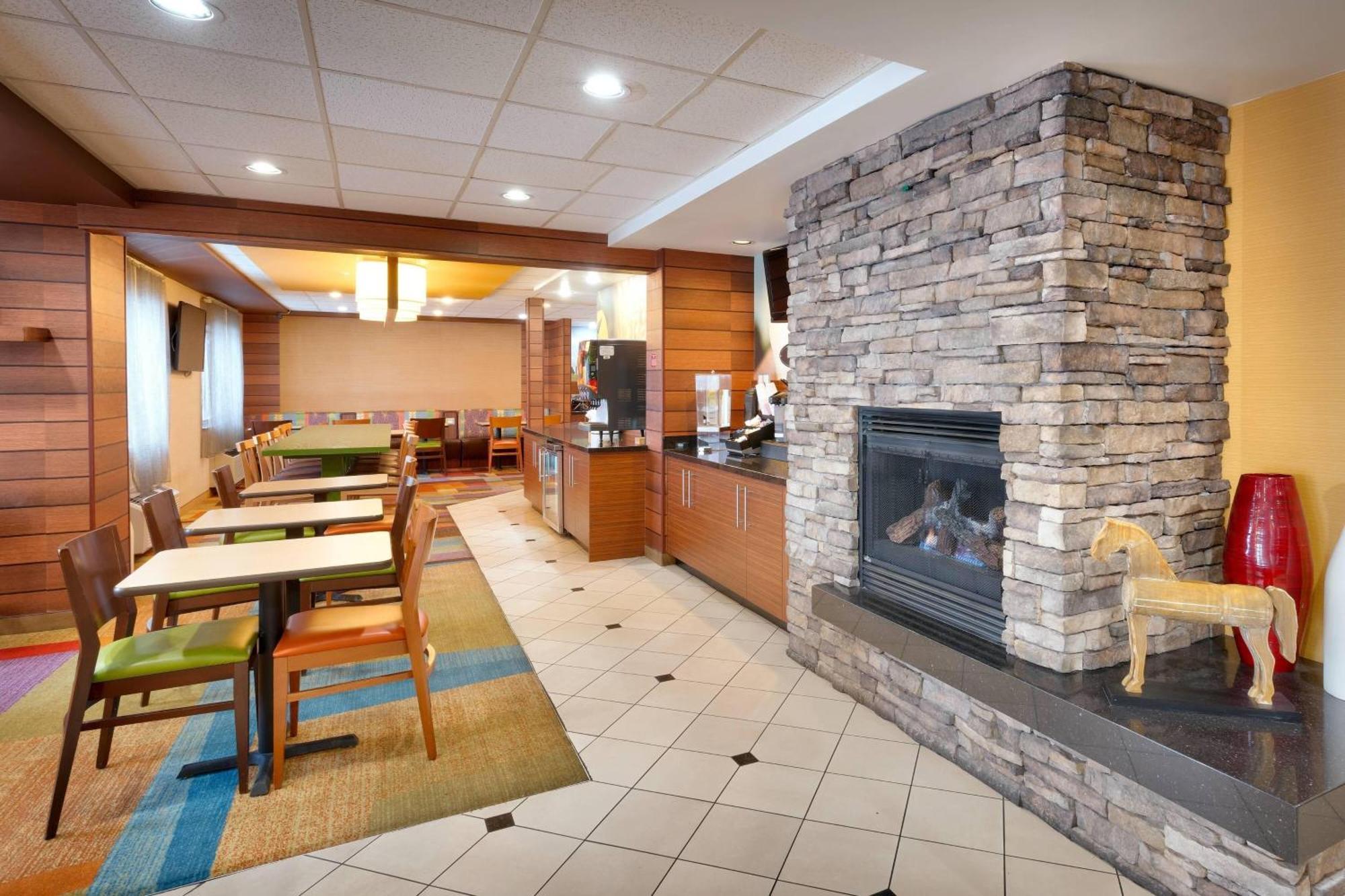 Fairfield Inn By Marriott Прово Экстерьер фото